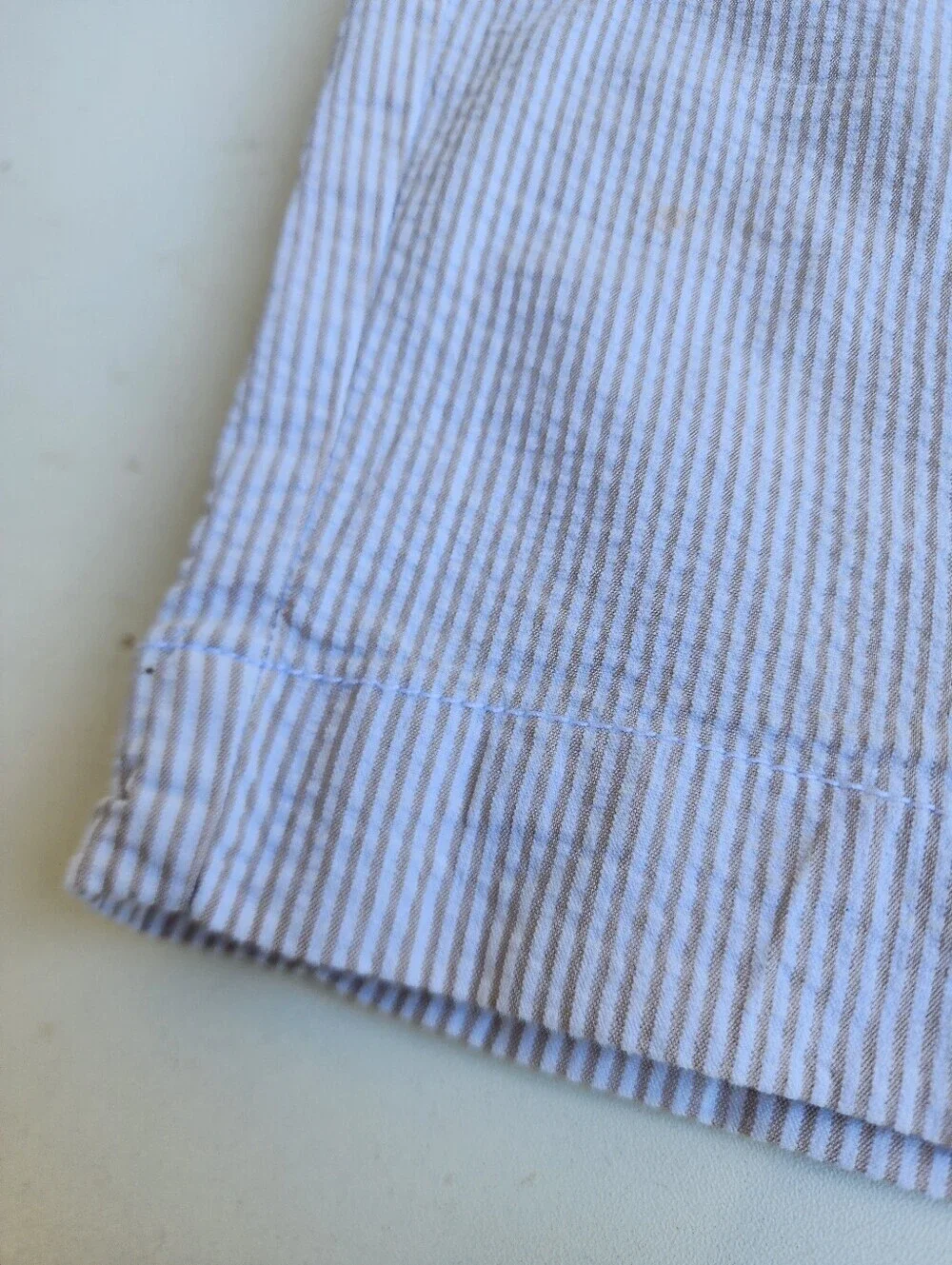 Daniel Cremieux Men’s White Beige Striped Bermuda Comfort Stretch Shorts Sz 40